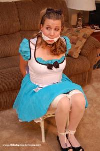 www.jackiebound.com - Alice in Wonderland Part IV thumbnail