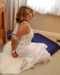 www.jackiebound.com - 1-140 White Nightgown Part II thumbnail